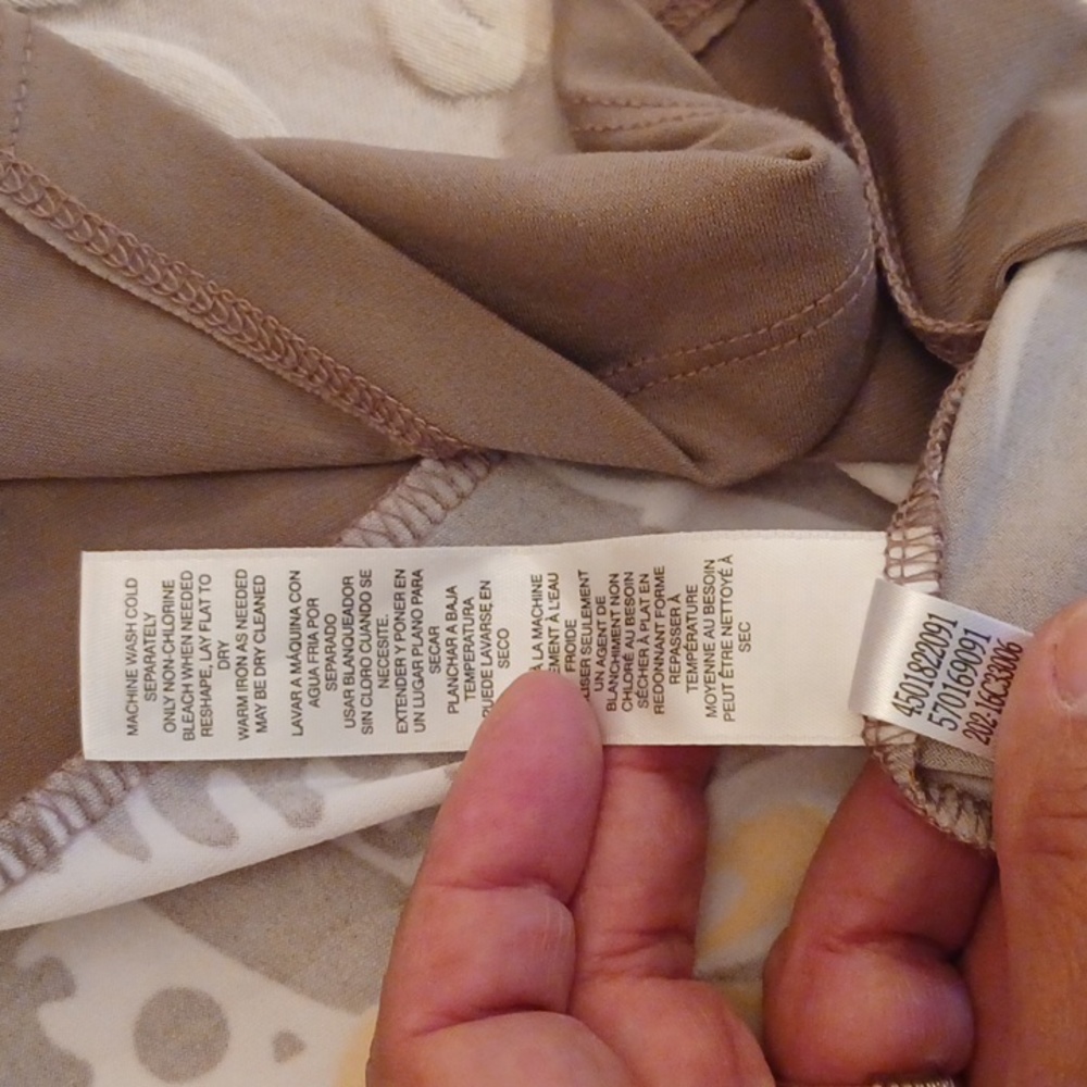 Chicos assymetrical top - Picture 7 of 7